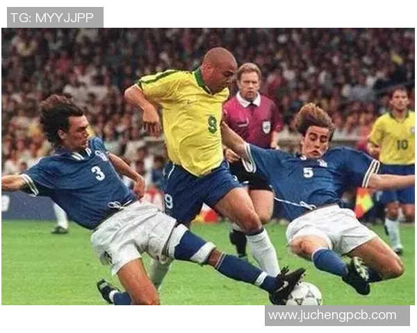 全球十大足球明星盘点他们的辉煌成就与传奇故事