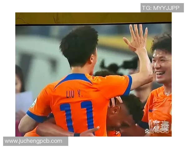 任贤齐热爱足球的背后故事与他在绿茵场上的精彩瞬间回顾