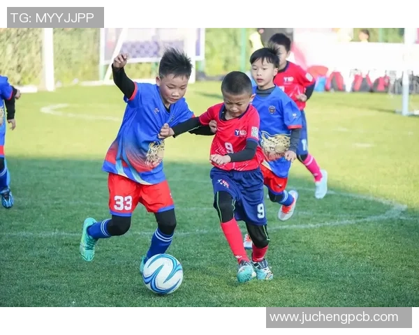 探索40米足球的魅力与挑战打造全新运动体验与团队合作精神