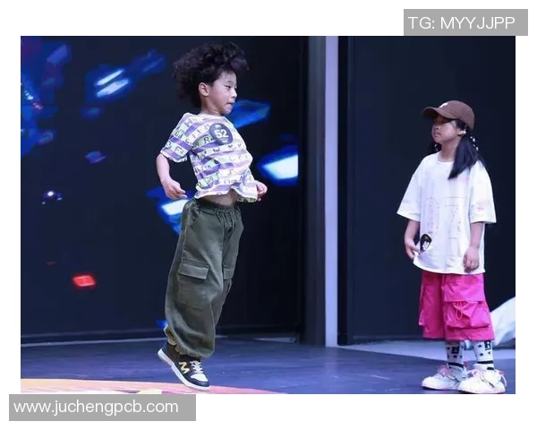 赛后分析：西安街舞队与杭州街舞队实力对比与精彩瞬间回顾